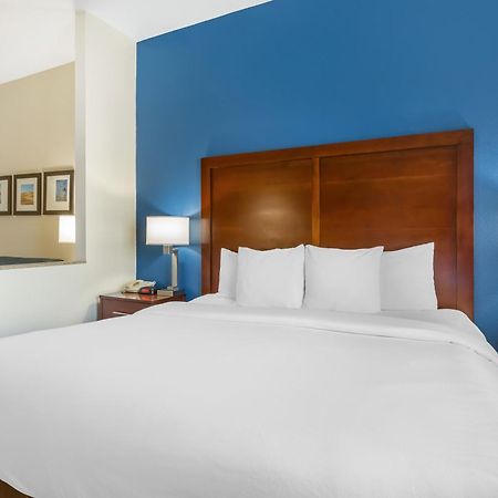 Comfort Inn And Suites Yuma I-8 Extérieur photo