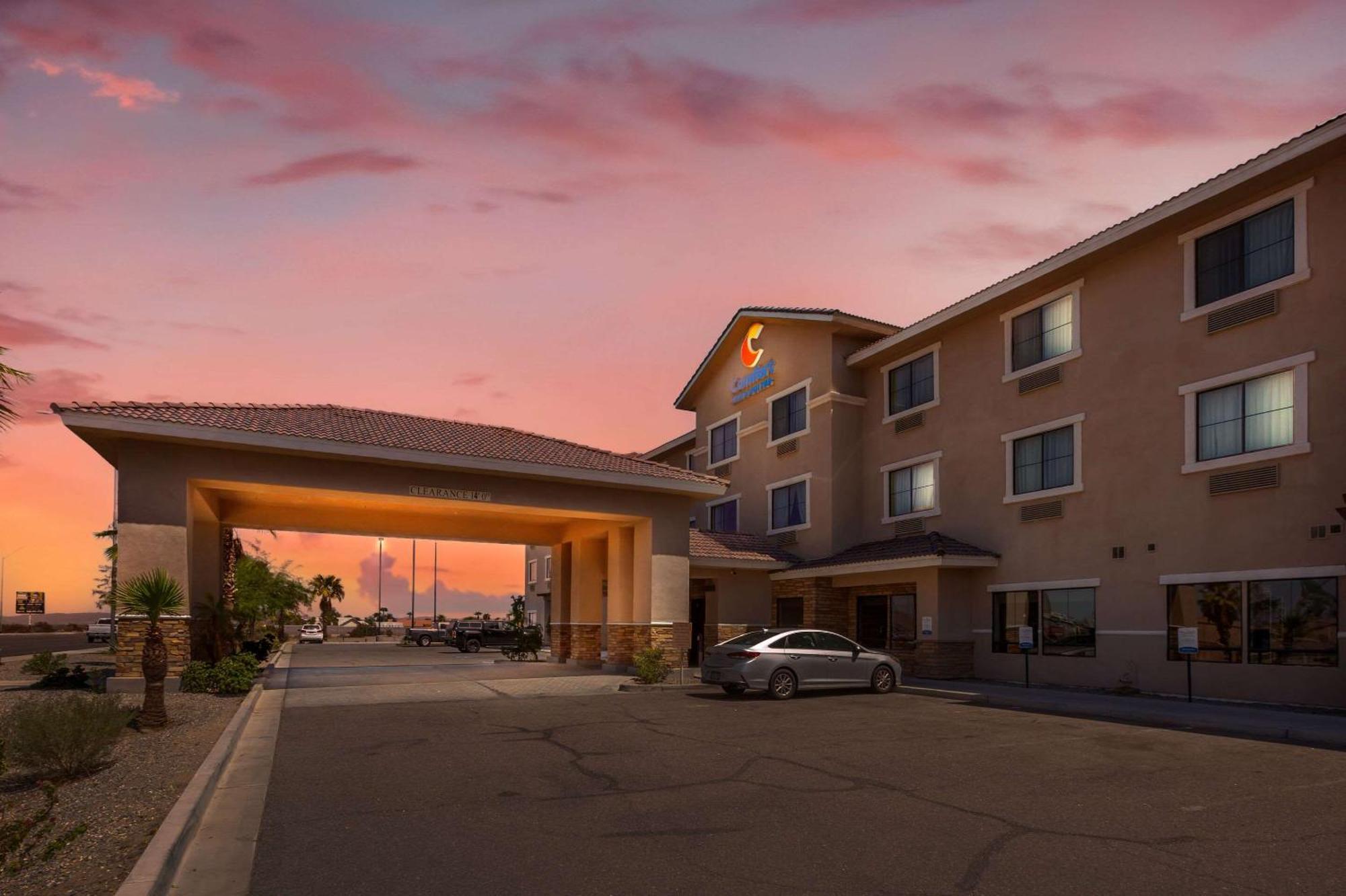 Comfort Inn And Suites Yuma I-8 Extérieur photo