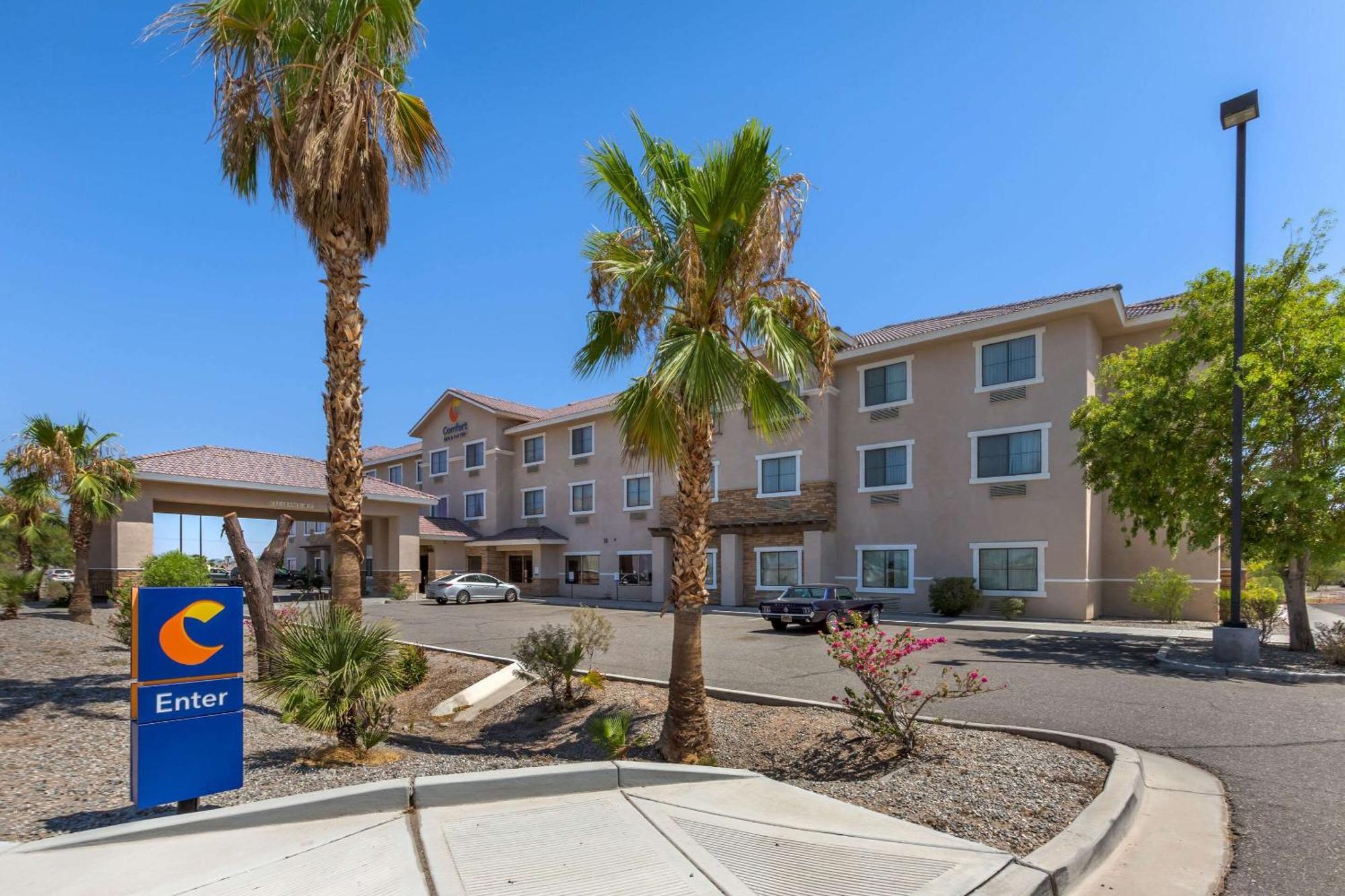 Comfort Inn And Suites Yuma I-8 Extérieur photo
