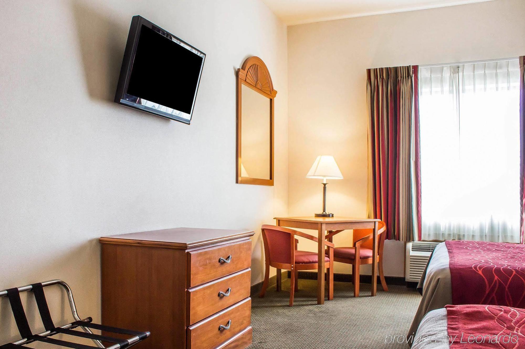 Comfort Inn And Suites Yuma I-8 Extérieur photo